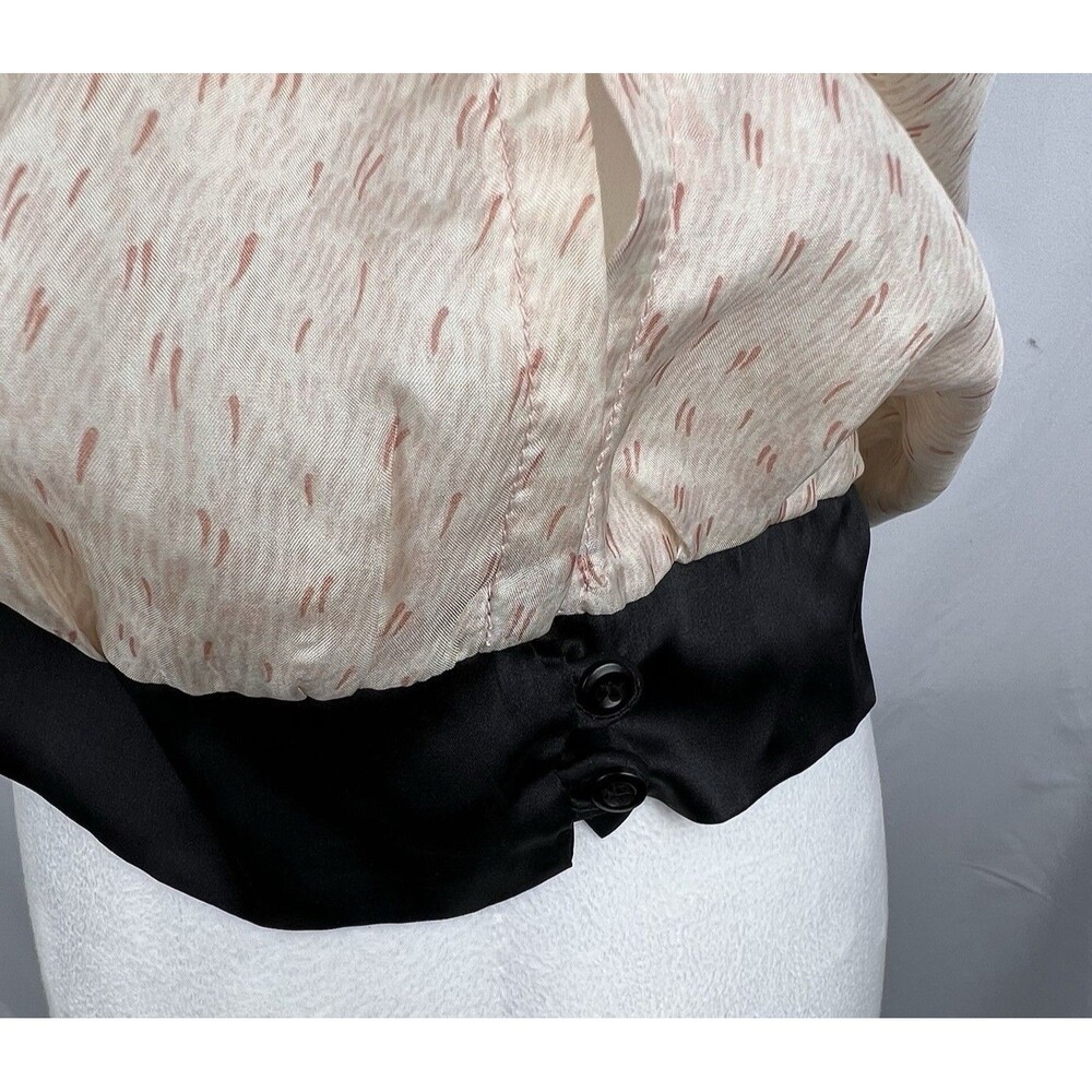 Chelsea Flower Ruffle Front Top 100% Silk Blush Pink Black Trim Size M Coquette - Picture 11 of 16